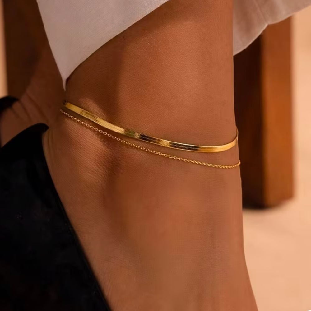 Fashion Jewelry Two-Piece Golden Chain Link Ankle Bracelet.